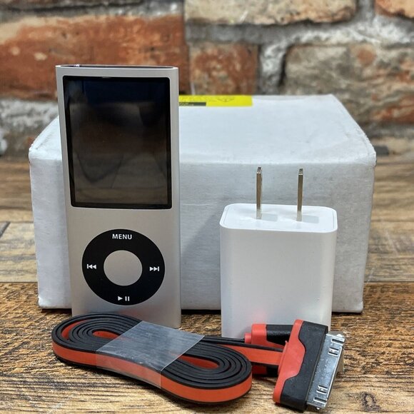 Apple ipod Nano 4th Generation 8GB Silver Model: A1285 W/ Cable & Adapter - Picture 1 of 5
